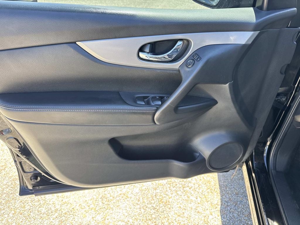 2020 Nissan Rogue Sport SL