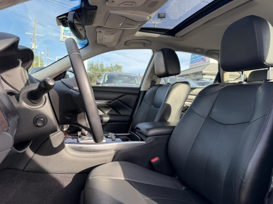 2019 INFINITI Q70 3.7 LUXE