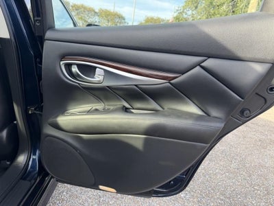 2019 INFINITI Q70 3.7 LUXE