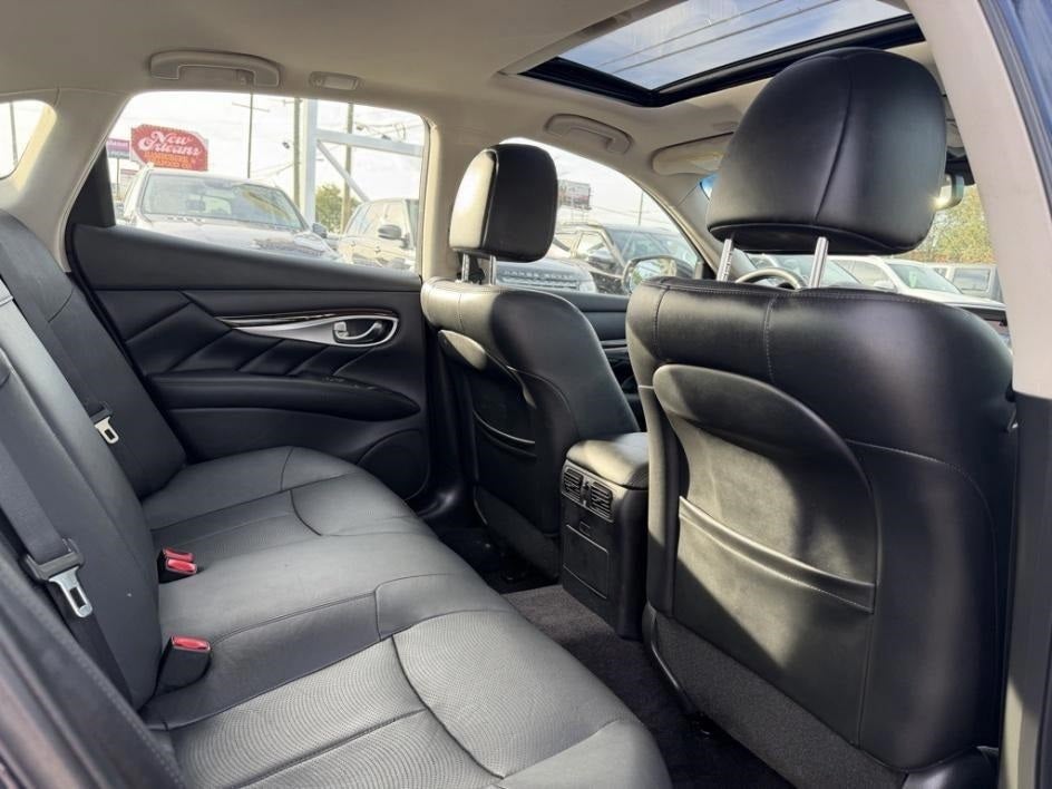 2019 INFINITI Q70 3.7 LUXE