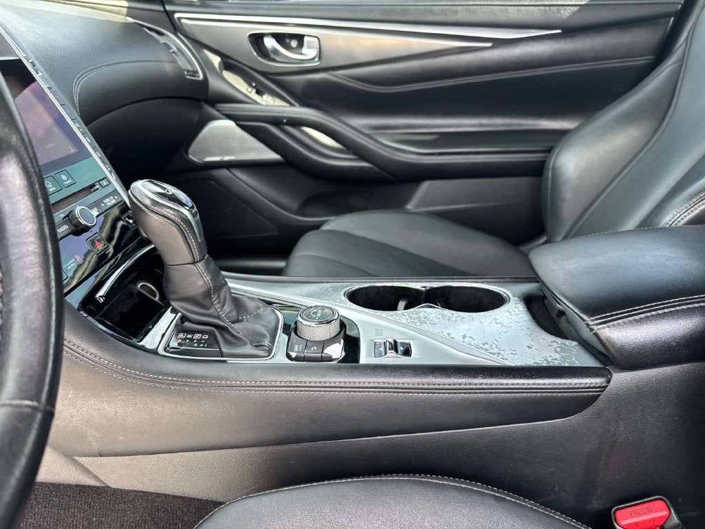 2017 INFINITI Q60 3.0t Premium