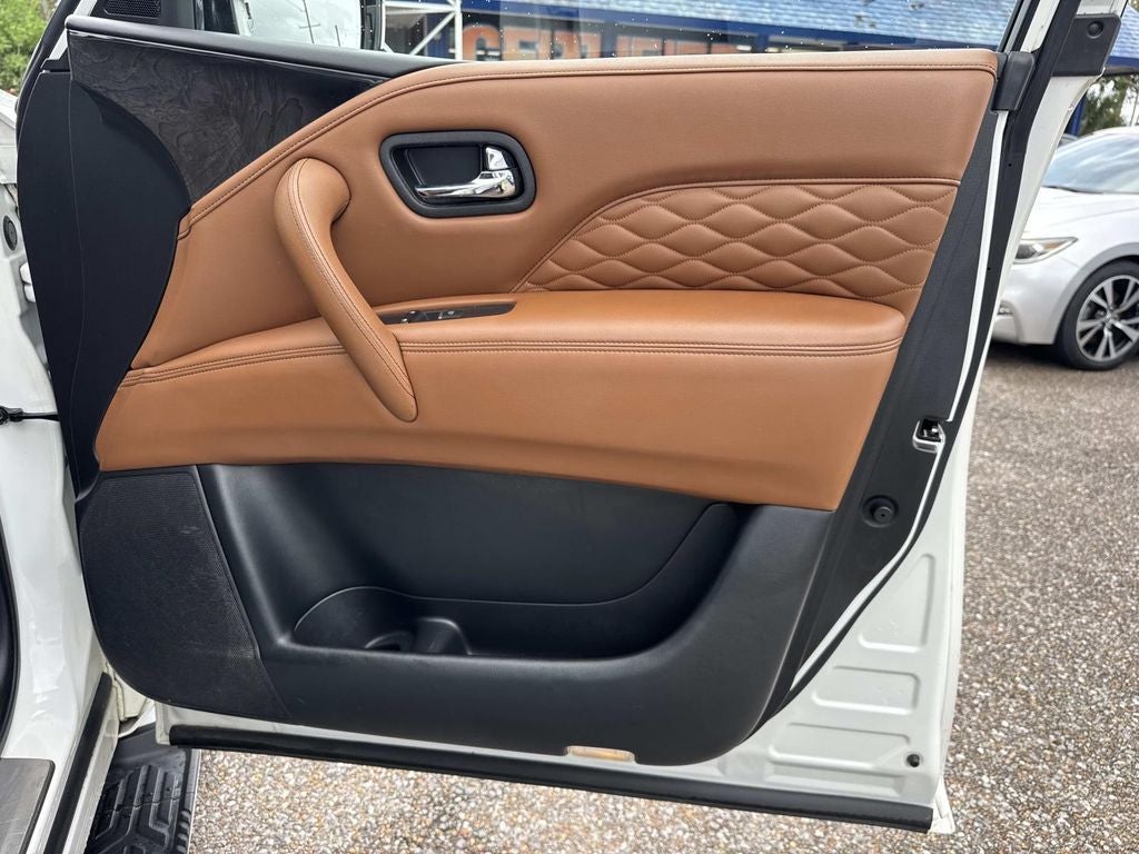 2019 INFINITI QX80 LUXE
