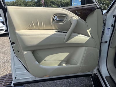 2017 INFINITI QX80 Base