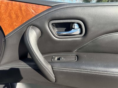 2018 INFINITI QX80 Base