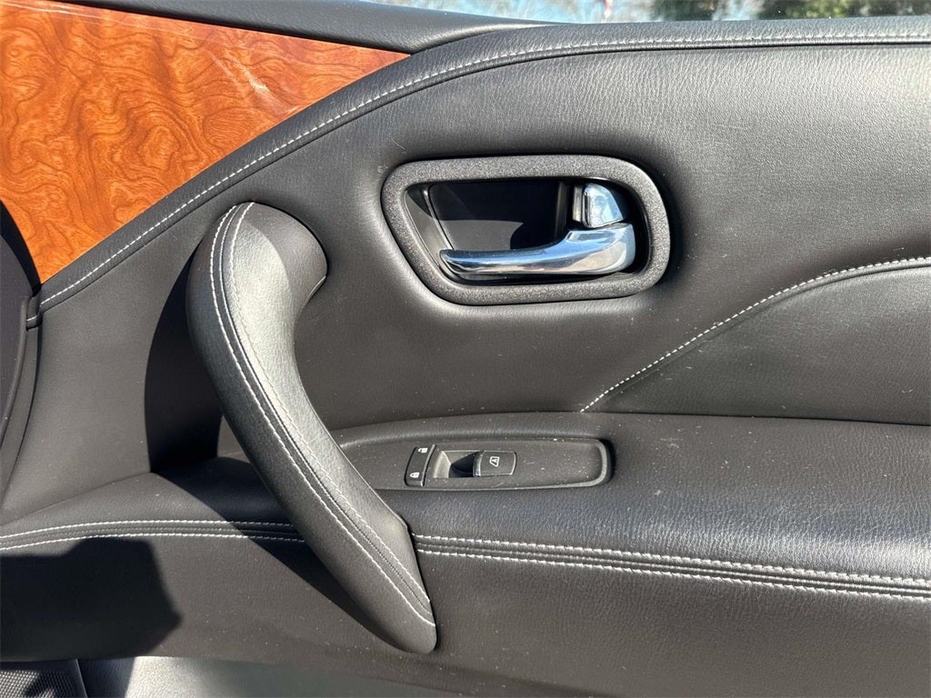 2018 INFINITI QX80 Base