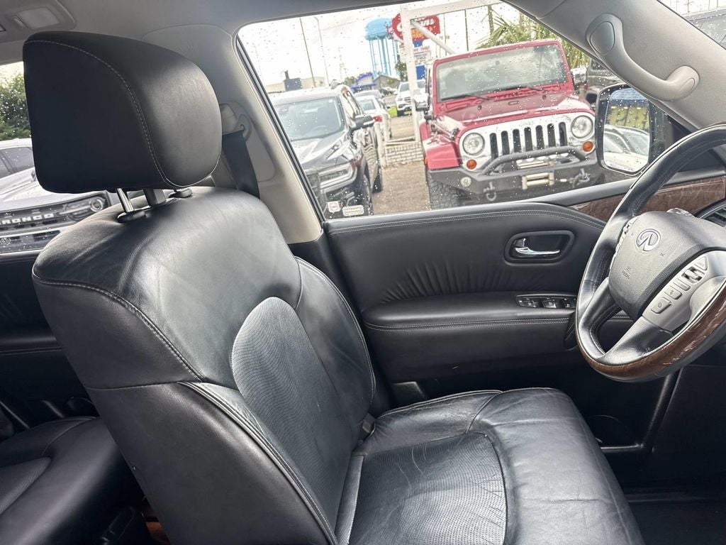 2017 INFINITI QX80 Base