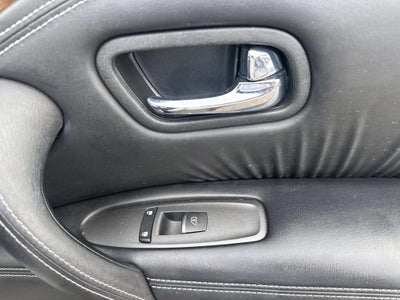 2017 INFINITI QX80 Base