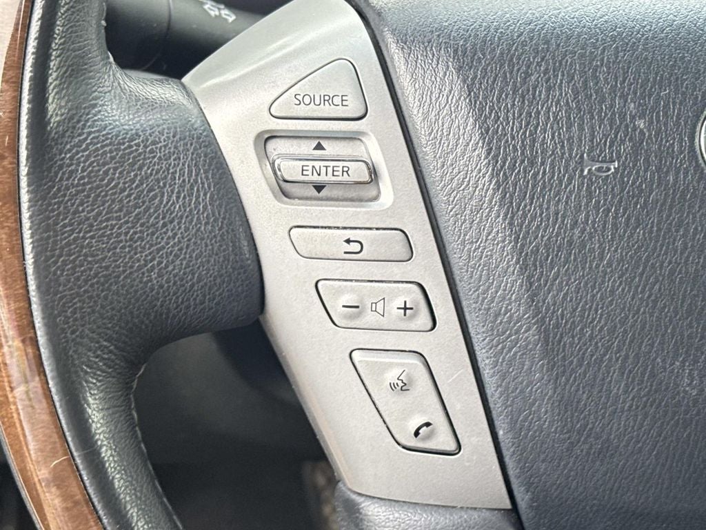 2017 INFINITI QX80 Base