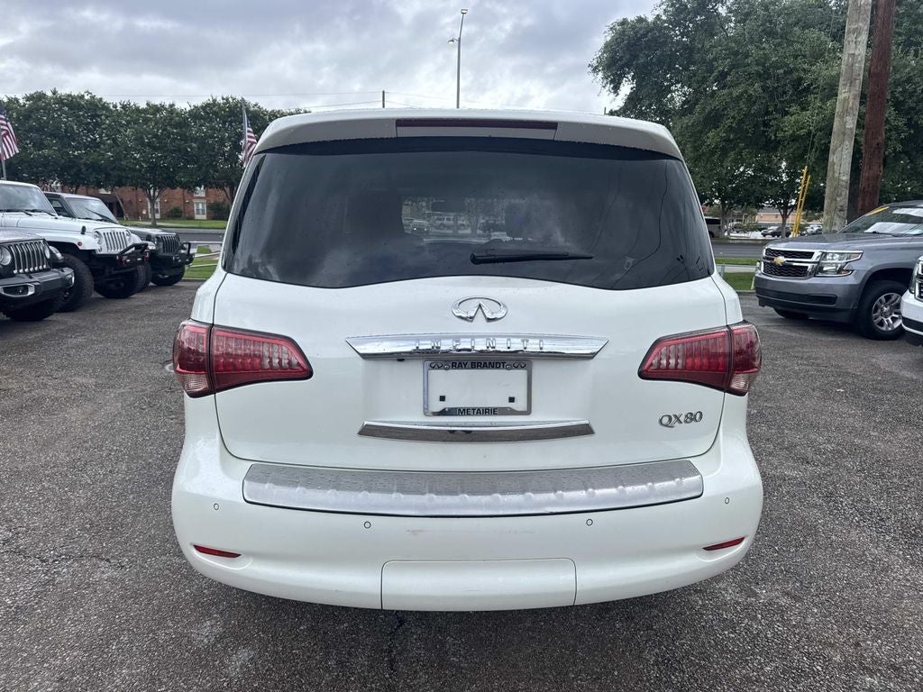 2017 INFINITI QX80 Base