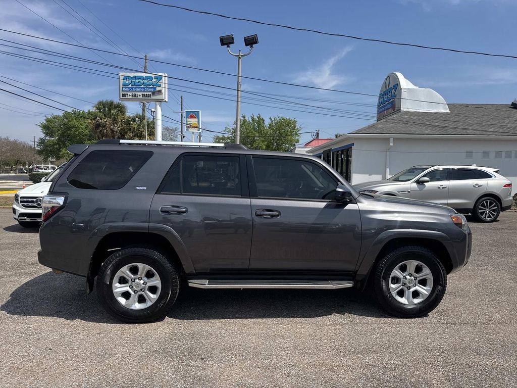 2022 Toyota 4Runner SR5