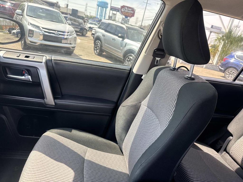 2022 Toyota 4Runner SR5