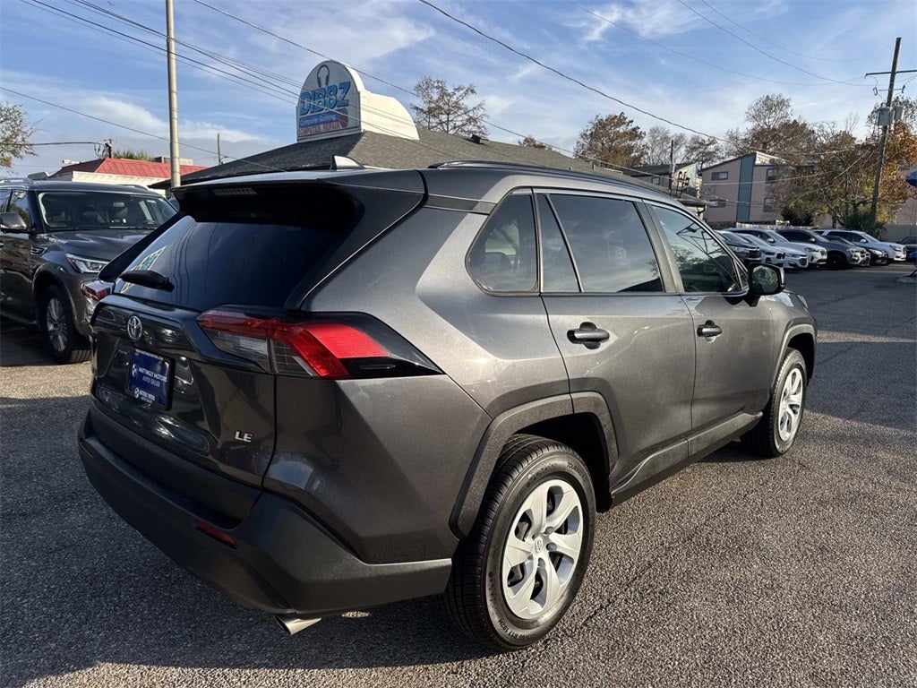 2019 Toyota RAV4 LE
