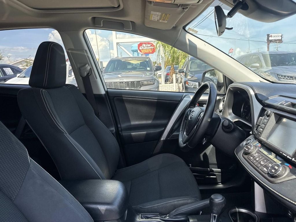 2017 Toyota RAV4 XLE