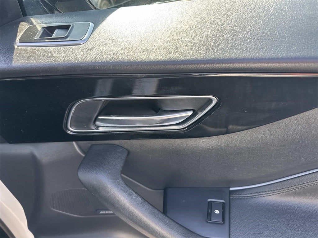 2018 Jaguar F-PACE 25t Premium