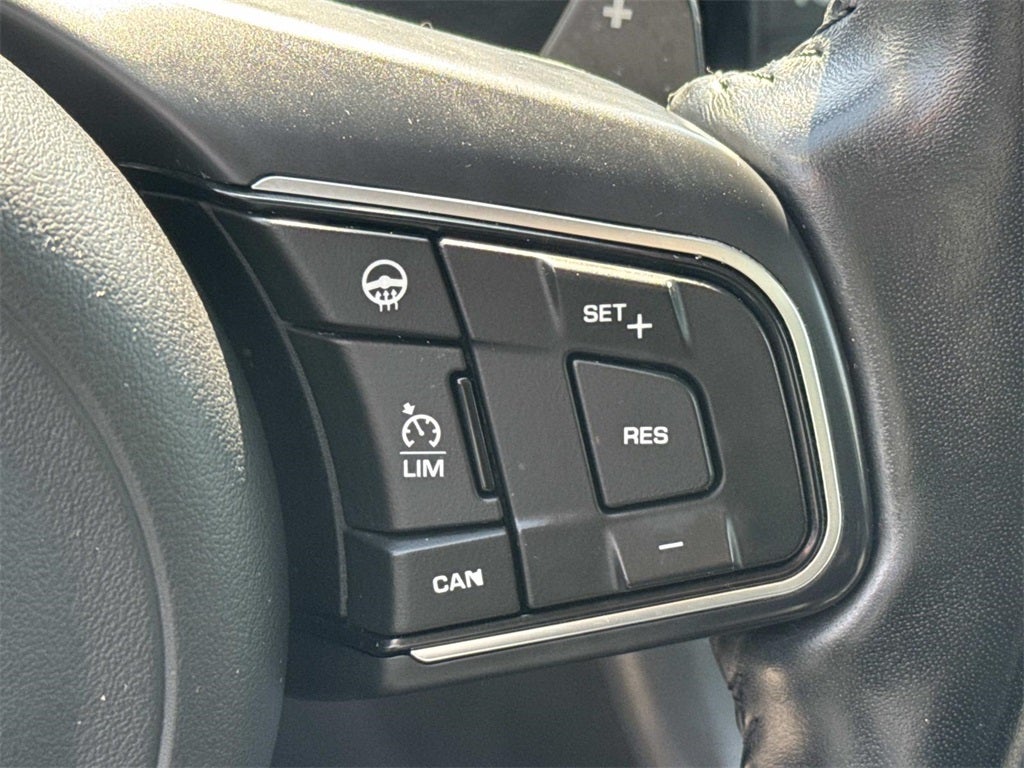 2018 Jaguar F-PACE 25t Premium