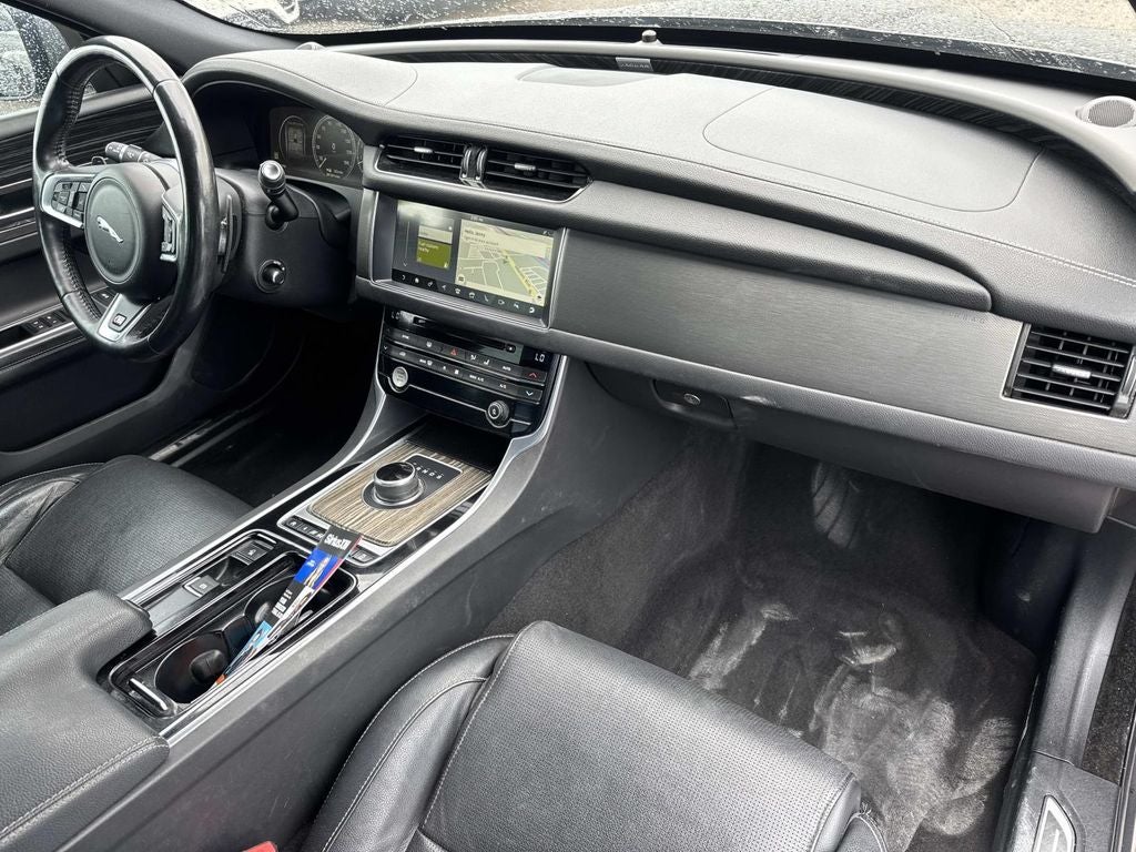2017 Jaguar XF S
