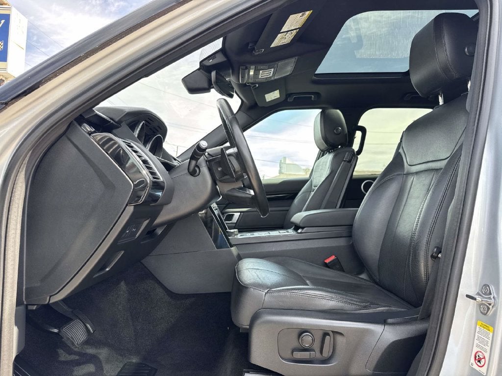 2019 Land Rover Discovery SE