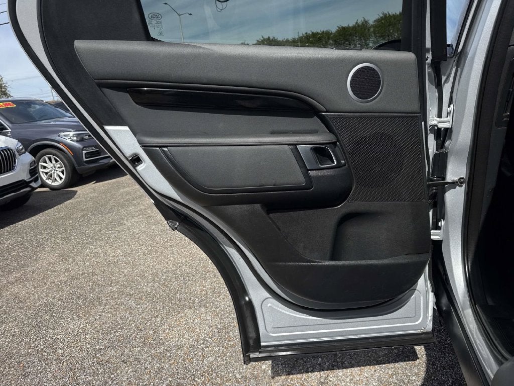 2019 Land Rover Discovery SE