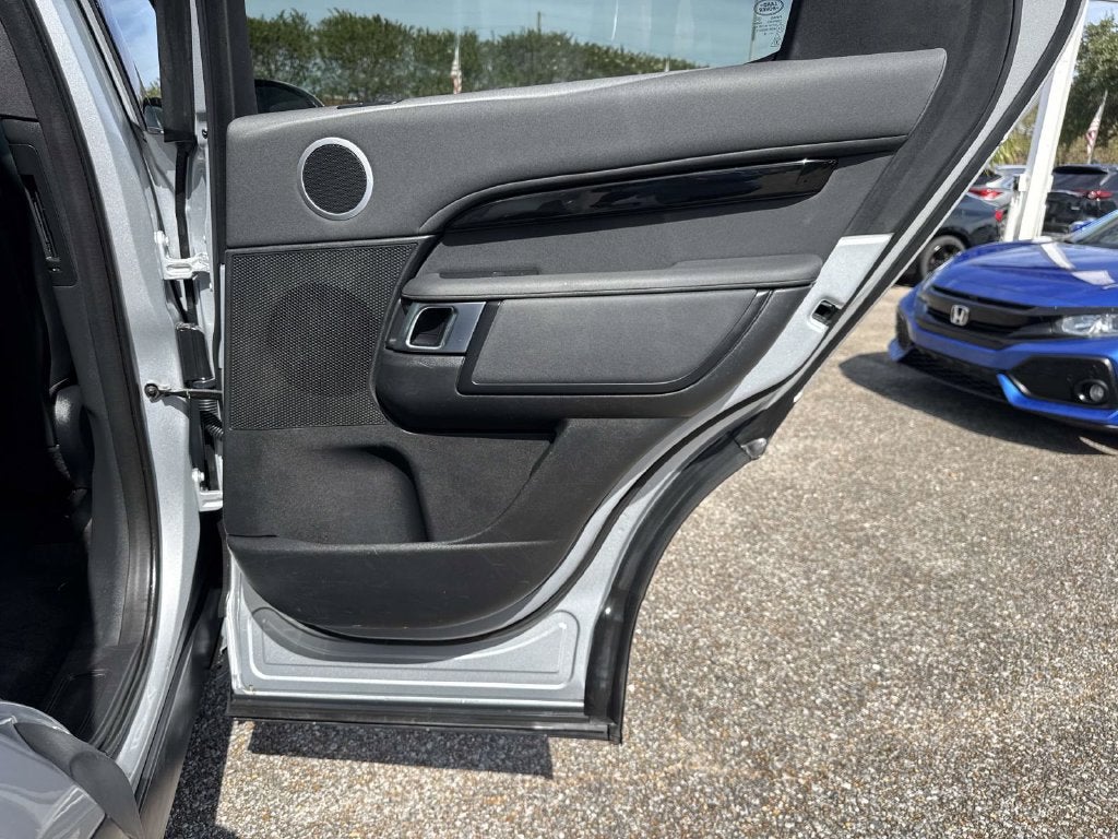 2019 Land Rover Discovery SE