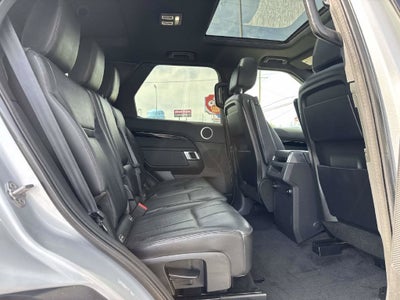 2019 Land Rover Discovery SE