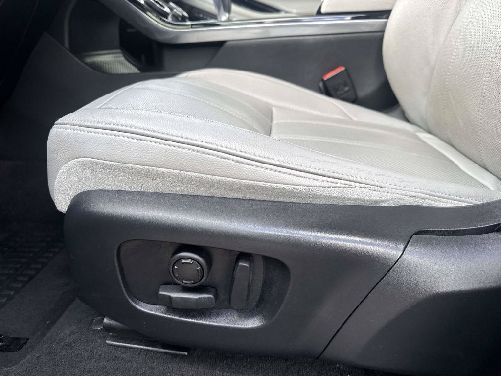 2020 Land Rover Range Rover Evoque SE