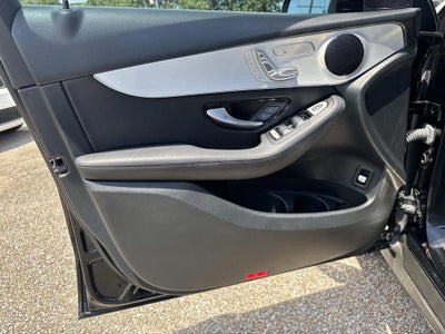 2021 Mercedes-Benz GLC GLC 300