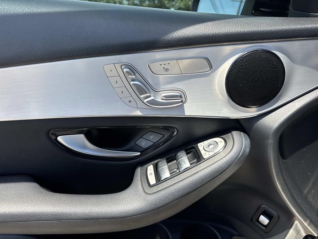 2021 Mercedes-Benz GLC GLC 300