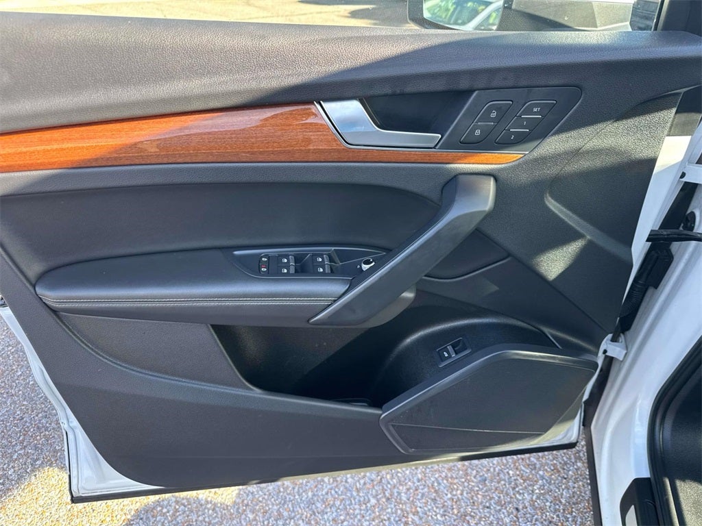 2022 Audi Q5 45 S line Premium quattro