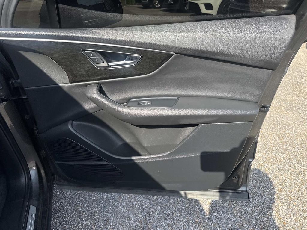 2021 Audi Q7 45 Premium Plus quattro