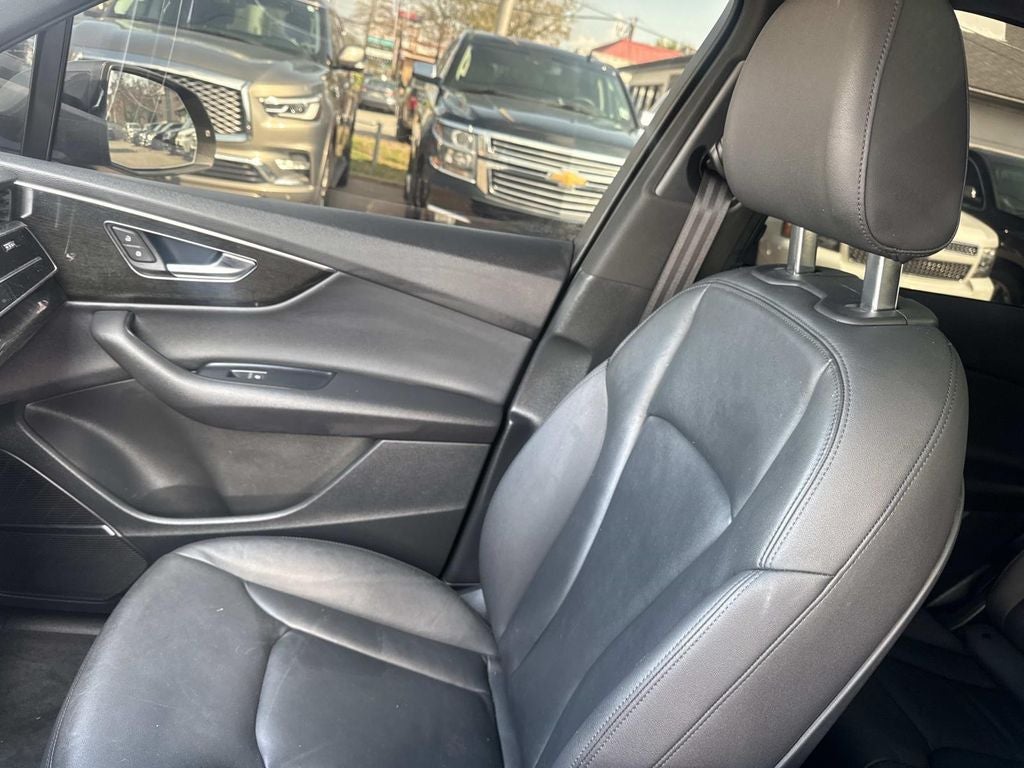 2021 Audi Q7 45 Premium Plus quattro