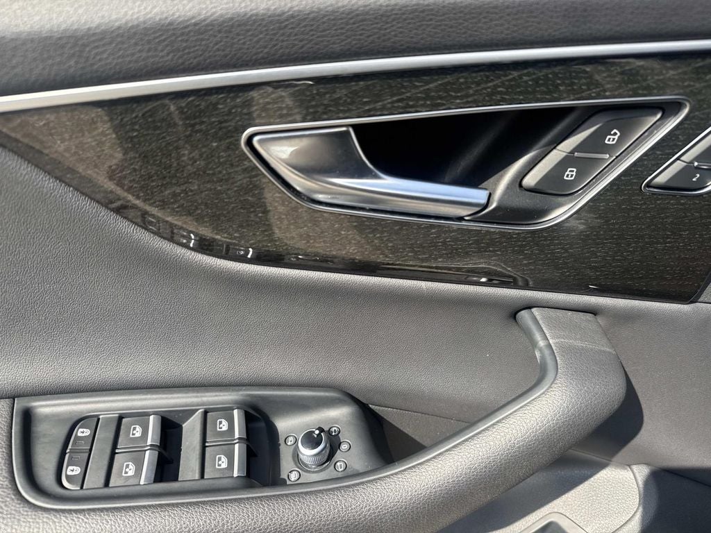 2021 Audi Q7 45 Premium Plus quattro