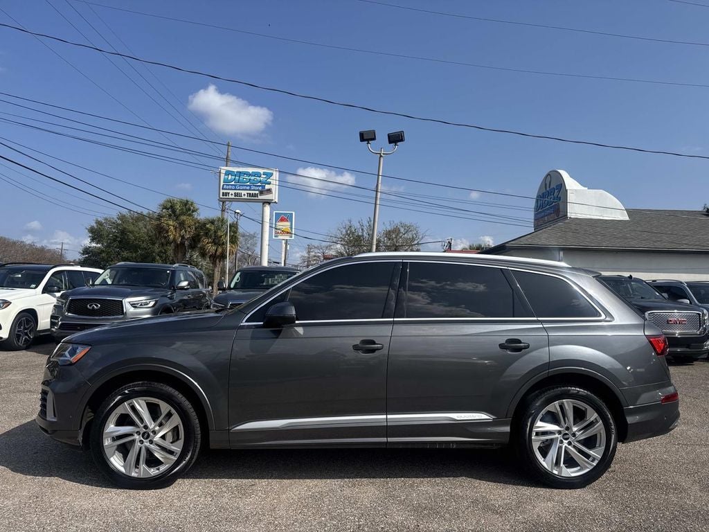 2021 Audi Q7 45 Premium Plus quattro