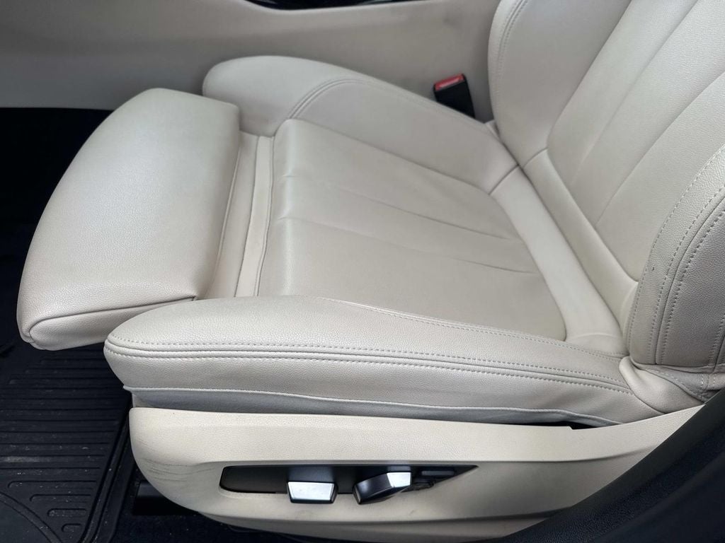 2019 BMW 5 Series 530i