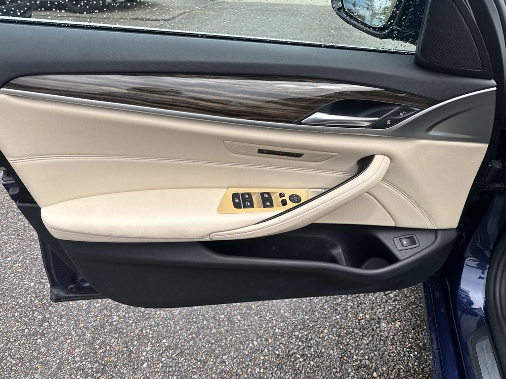 2019 BMW 5 Series 530i