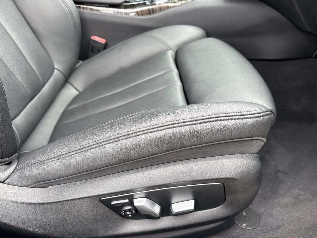 2020 BMW 5 Series 530i