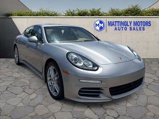 2016 Porsche Panamera 4 Edition