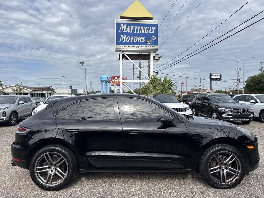 2020 Porsche Macan Base