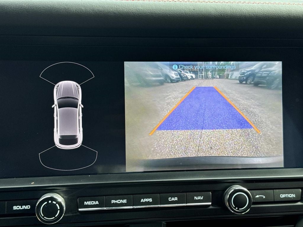 2020 Porsche Macan Base