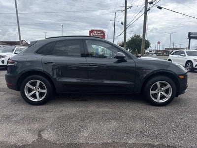 2020 Porsche Macan Base
