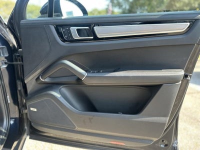 2022 Porsche Cayenne Platinum Edition