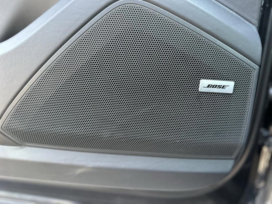 2022 Porsche Cayenne Platinum Edition