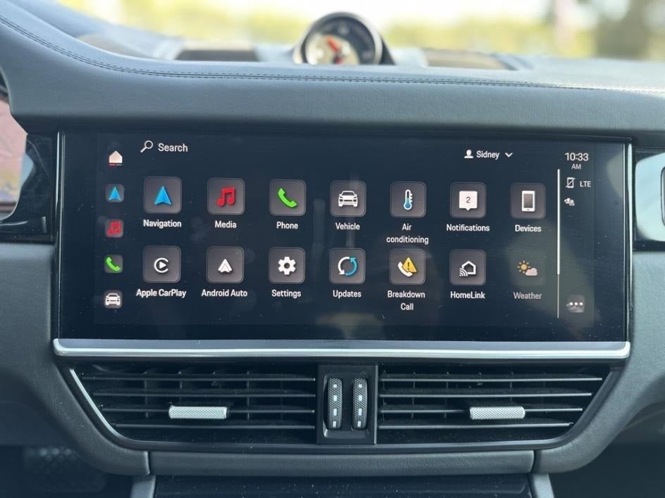 2022 Porsche Cayenne Platinum Edition