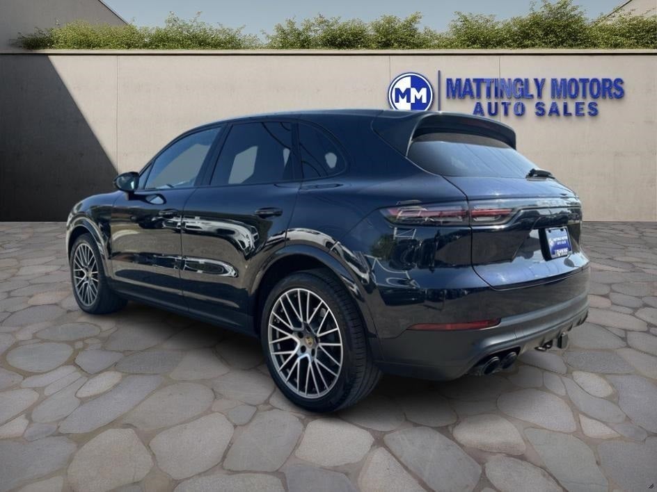 2022 Porsche Cayenne Platinum Edition