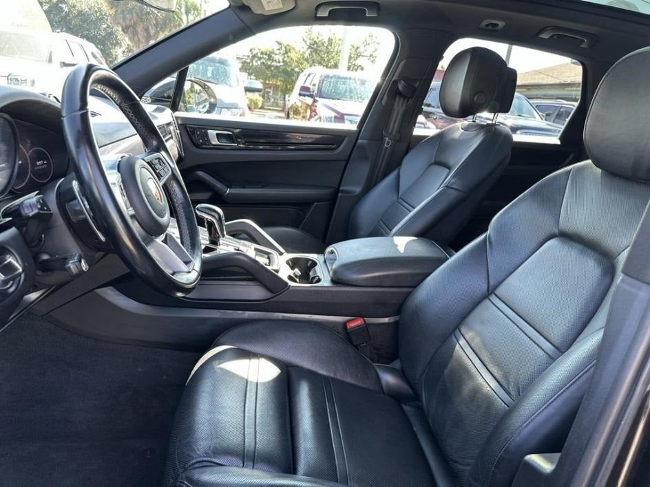 2020 Porsche Cayenne Base