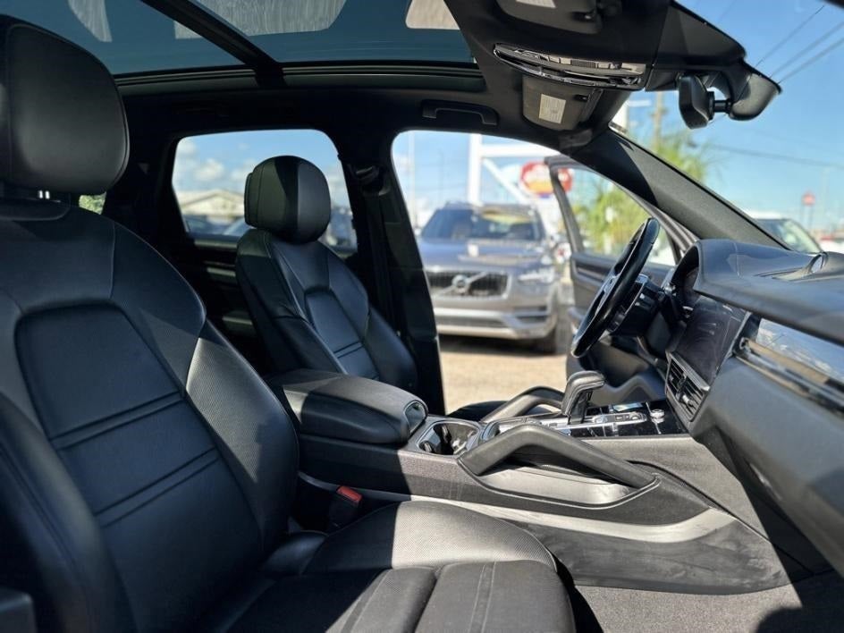 2020 Porsche Cayenne Base