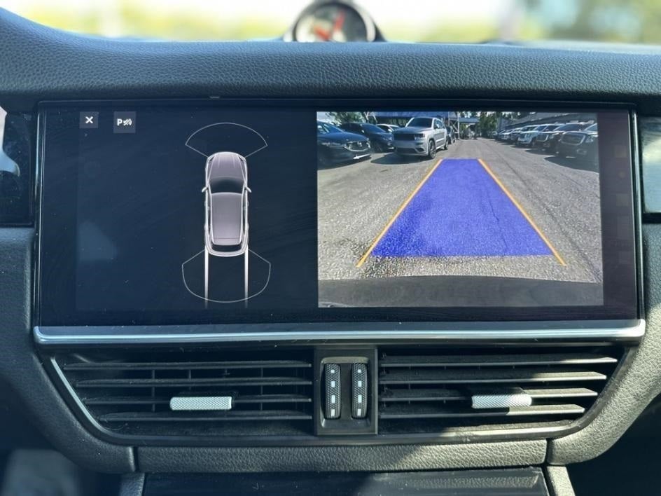 2020 Porsche Cayenne Base