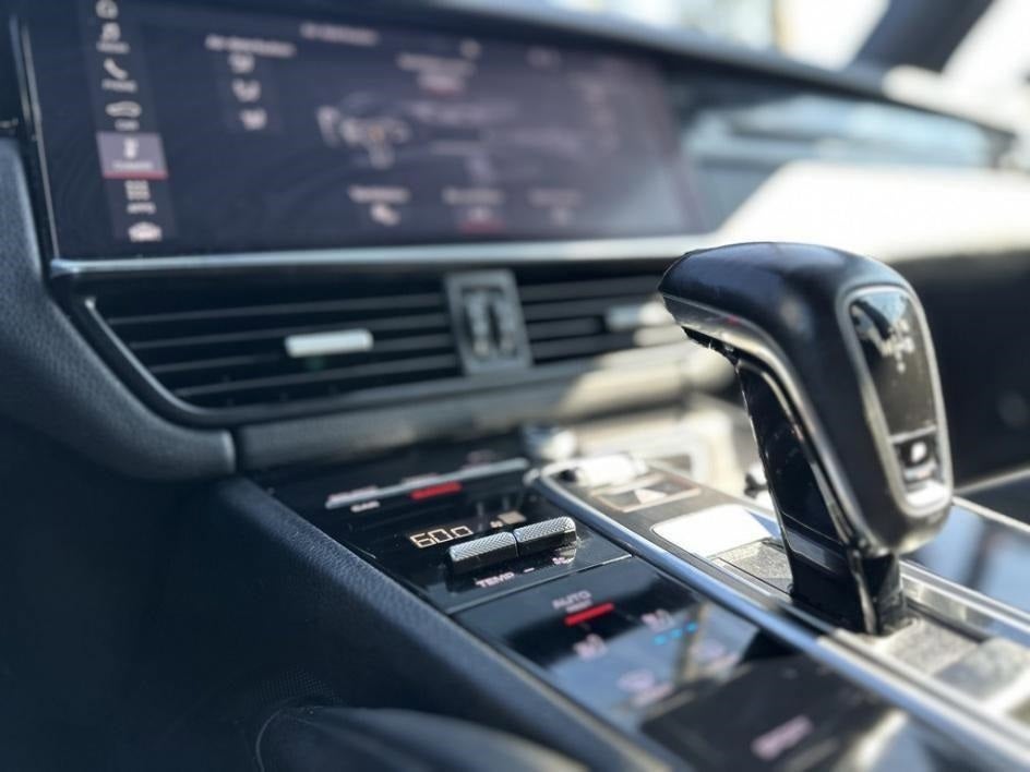 2020 Porsche Cayenne Base