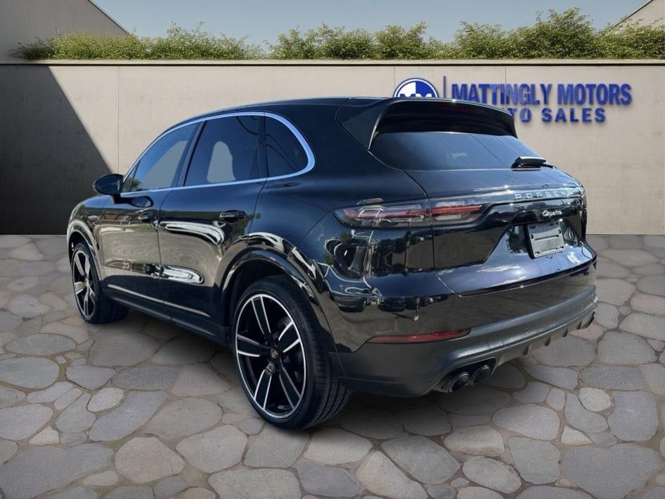 2020 Porsche Cayenne Base