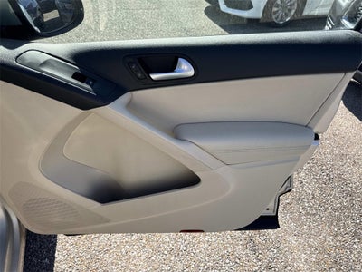 2014 Volkswagen Tiguan SE