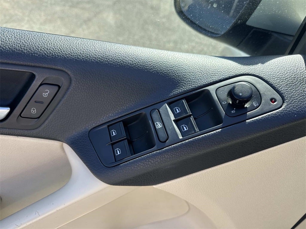 2014 Volkswagen Tiguan SE